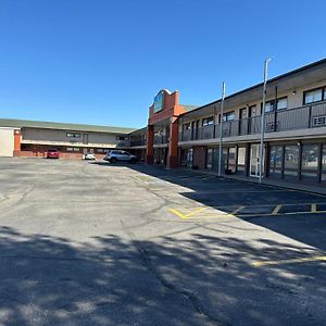 Stay Inn By Oyo Near I 80 Lincoln West